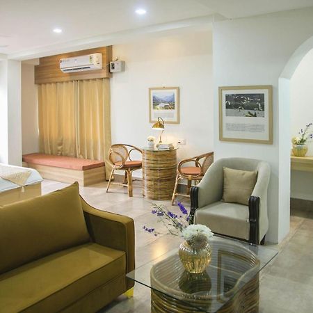 Hotel Lake Shilloi Dimāpur Buitenkant foto